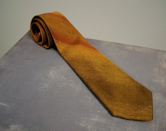 Mens Vintage 1960s Silk Tie Penneys TOWNCRAFT Gold and Copper Diagonal Ombre Tonal Stripes
