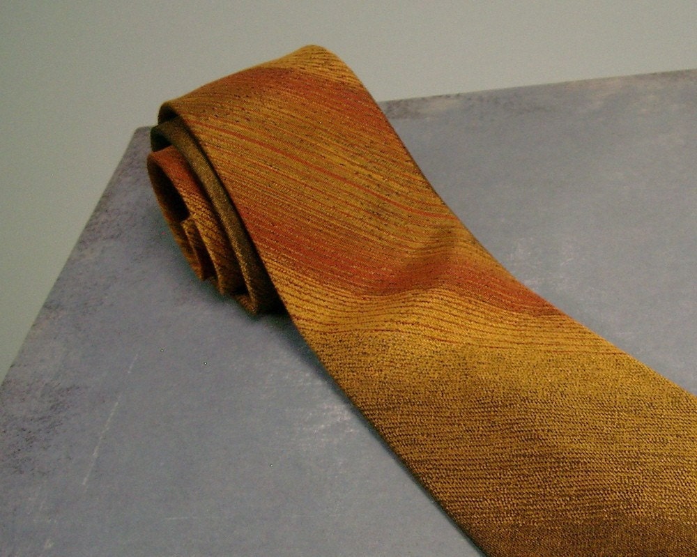 Mens Vintage 1960s Silk Tie Penneys TOWNCRAFT Gold and Copper Diagonal Ombre Tonal Stripes