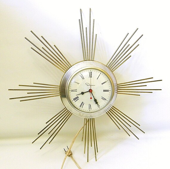 Vintage Starburst Wall Clock Ingraham by RetroClassics on Etsy