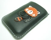 Ray the Red Panda iPhone Leather Case ( Black )