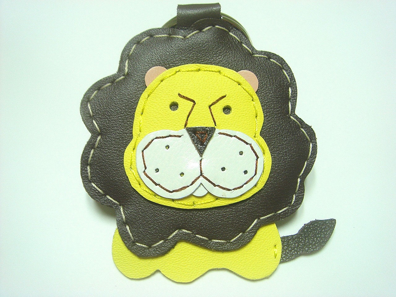 Ken the Lion leather keychain ( Yellow )
