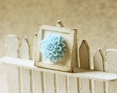 Dollhouse Accessories -Shabby and Chic Framed Flower Applique Decoration