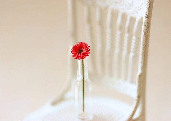Dollhouse Miniature Flowers - Mini Gerbera Daisy in Red