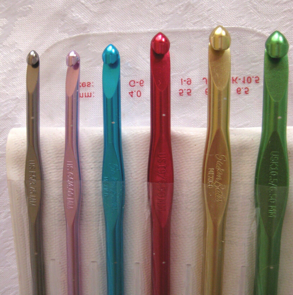 Susan Bates crochet hook set Aluminum SilvaLume by crochetgal