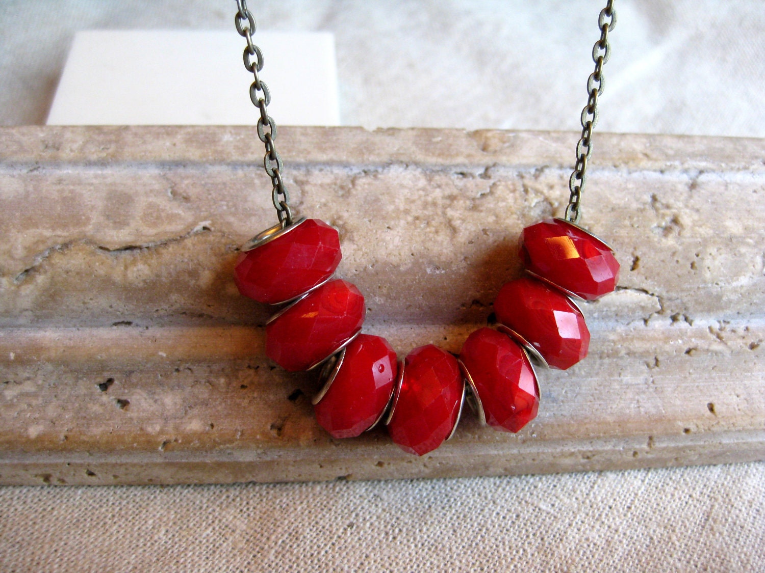 Red crimson necklace : Cresenthia