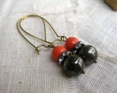 Earrings : Coral Kick