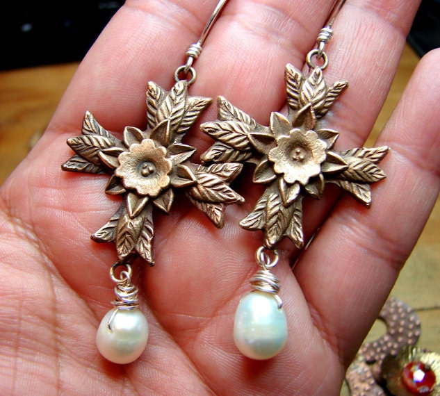 Flor Doble Bronze Earrings