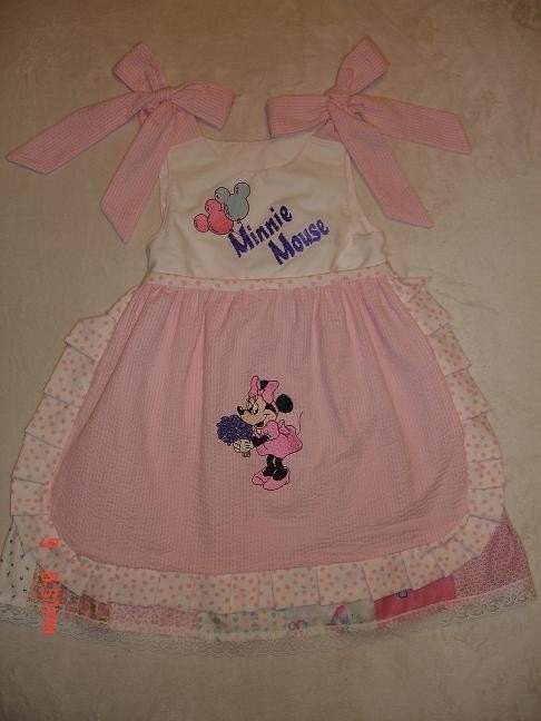 Sample Sale-Approximate size 2-4-Ready to Ship(-----)Disney Minnie Mouse 2 piece Embroidered Dress with Removable Embroidered Apron
