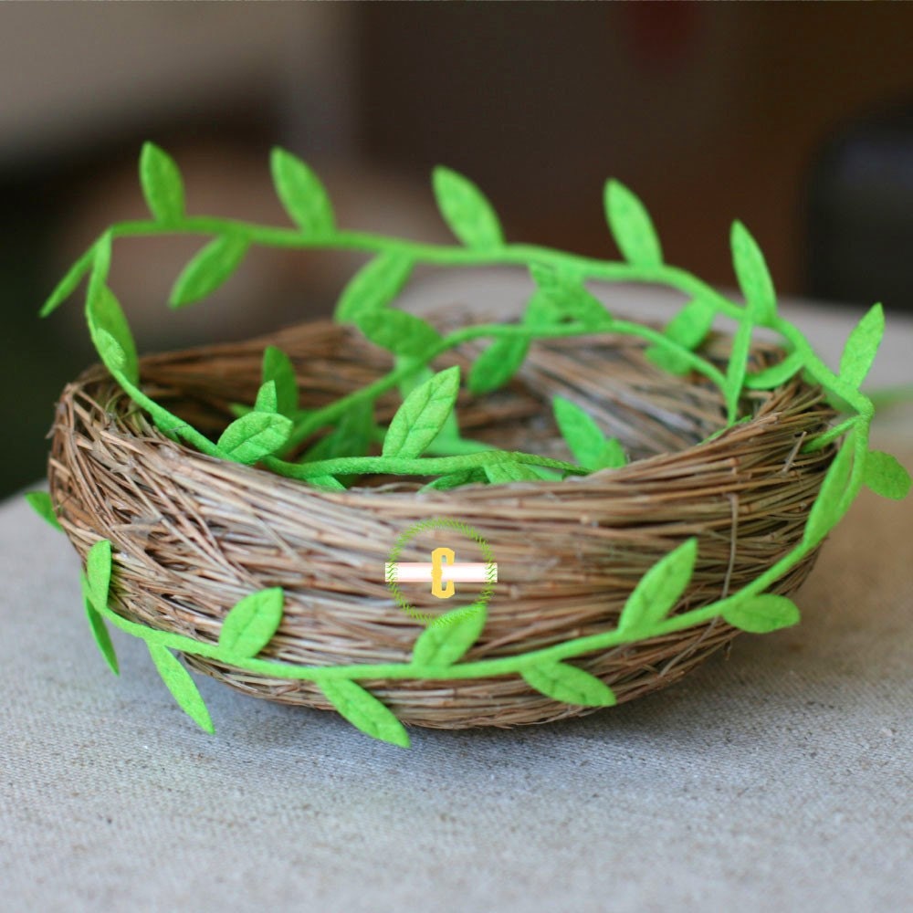 Bulk 10 yard roll of Felt Green Leaf Ribbon/Garland
