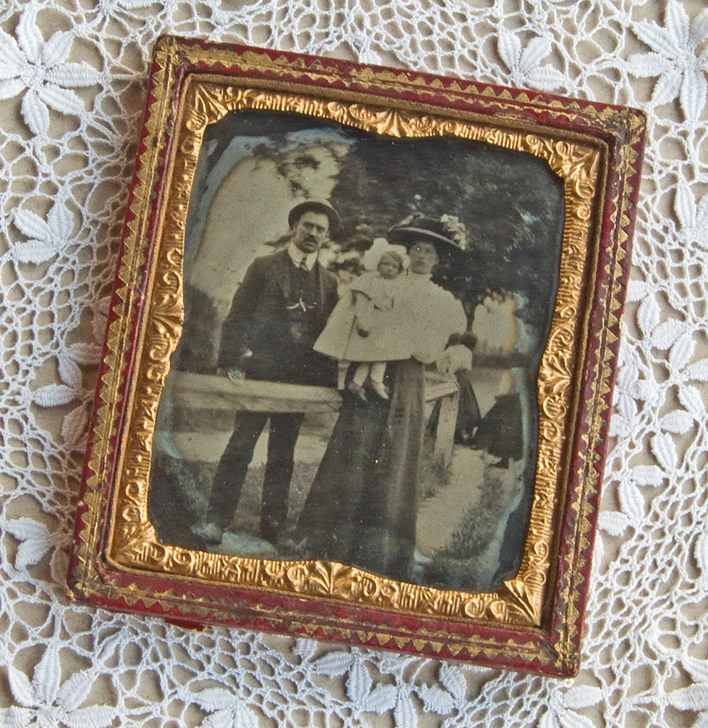 Antique Cased TinType  Family Group - Victorian - Collectible