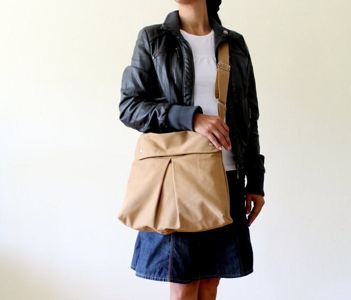 Modular Messenger Bag in Mustard / Shoulder Bag / Laptop Bag / Diaper Bag / Travel Bag / Large Bag / flap / long strap / men unisex