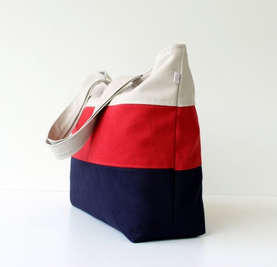 Beach Bag in Dark Navy - Red - Off White - EXTRA LARGE - Sailor / Diaper Bag / Summer Fashion / Sea / Texture / Trends / Shoulder Bag