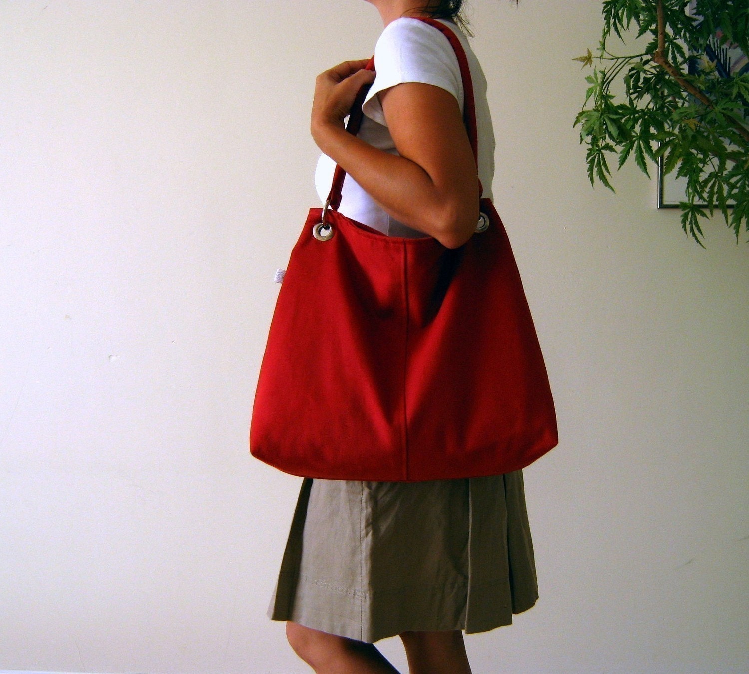 Classy Hobo Bag in Carmine Red - with top ZIPPER CLOSURE -- Large