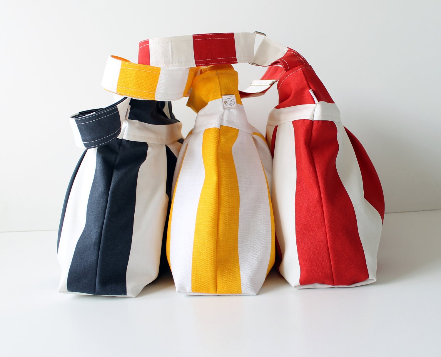 Fora Bag in Yellow & White Stripes Pleated Bag / Summer Fashion / ZIPPER TOP CLOSURE / Messenger Bag / Shoulder / Large / Cross Body Bag