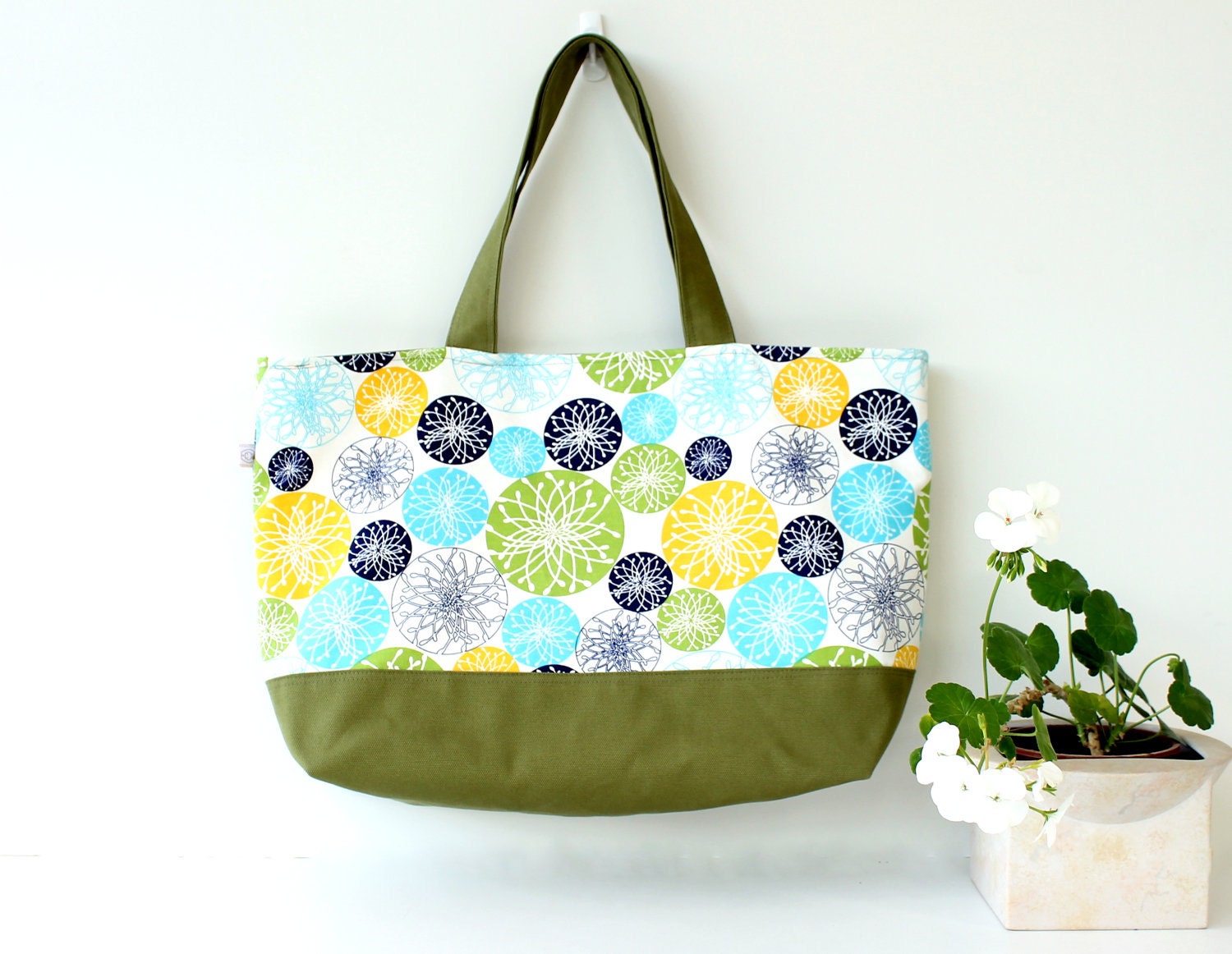Beach Bag in Geometric Print - EXTRA LARGE - Sailor / Diaper Bag / Summer Fashion / Sea / Texture / Trends / Gifts for her / Shoulder / Big