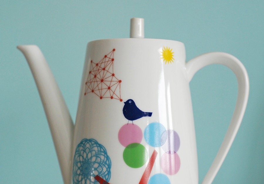 SECONDS SALE Large bird teapot