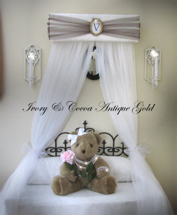 Items similar to Bed Crown Canopy Princess Ivory Brown Gold ...