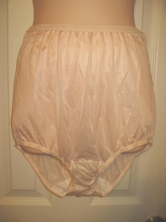Items Similar To Vintage Shadowline Nylon Panties Soft Peach Mushroom Gusset Size 7 On Etsy