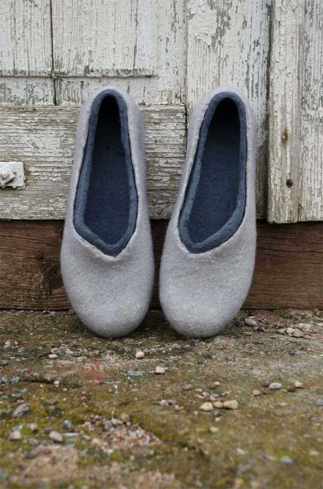 Gifts for Him, Felted slippers made of softest merino wool 2in1 GREY AND GREY - BureBureSlippers