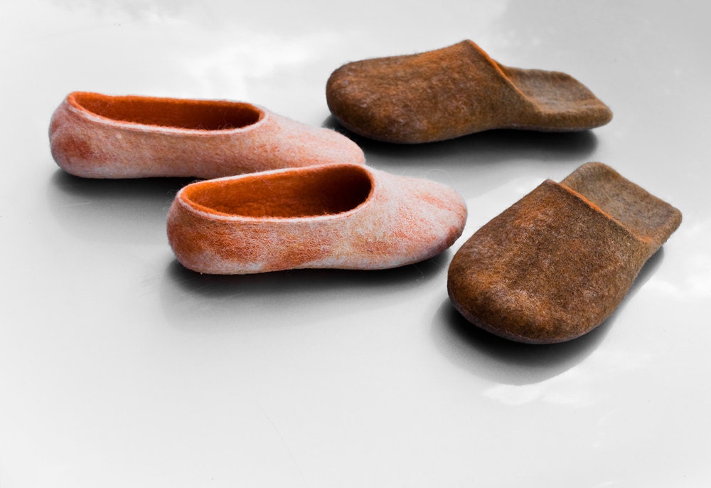 Felted wool slippers, men and women house shoes - Gift set for her and for him