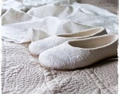 Women bridal slippers, felted shoes, white shoe