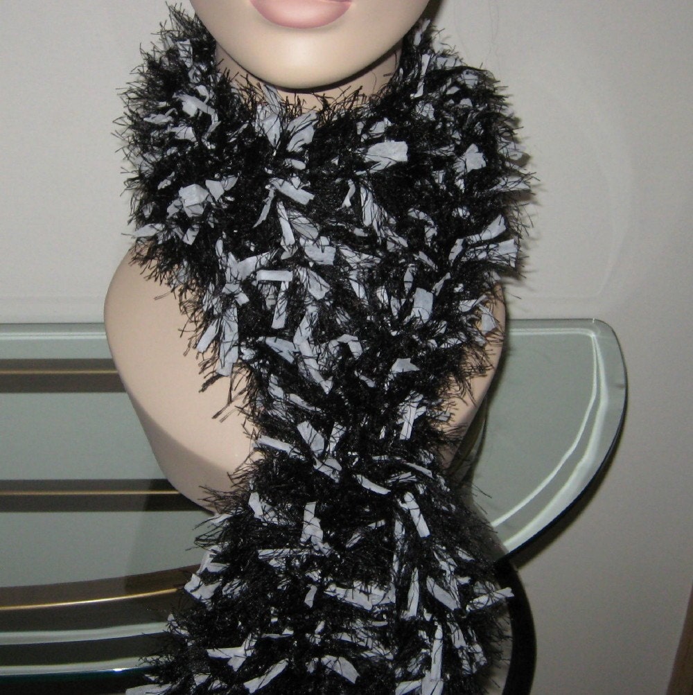Fun Feti Black and White Scarf
