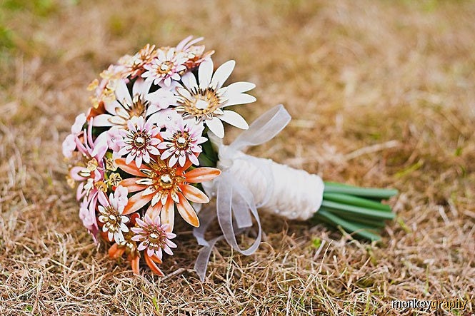 EVER AFTER - Wedding brooch bouquet- Vintage inspired Bridal Bouquet with Sarah Coventry signed Fashion Petals brooches and earrings