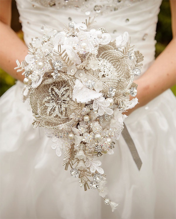 MC custom made to order Wedding bouquet - Bridal brooch bouquet ULTIMATE GLAM - wedding keepsake