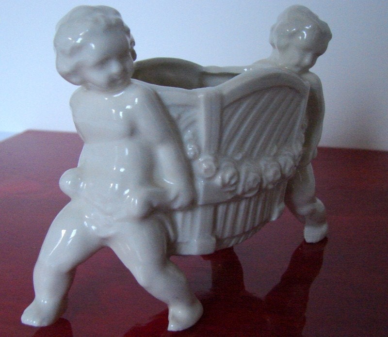Vintage White Cherub Basket of Flowers Candle Holder