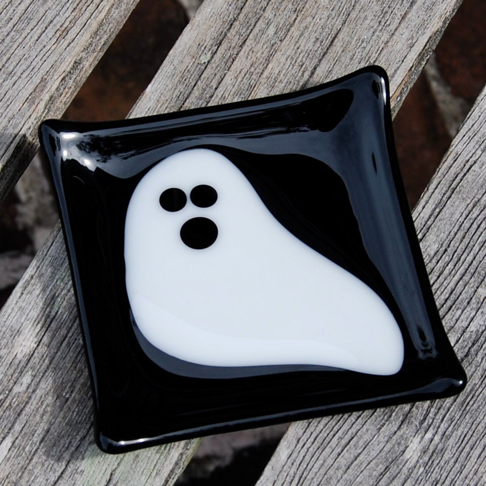 Reserved for Alia - SALE Ghost Halloween Fused Glass Dish, Candy Dish, Soap Dish, Decoration