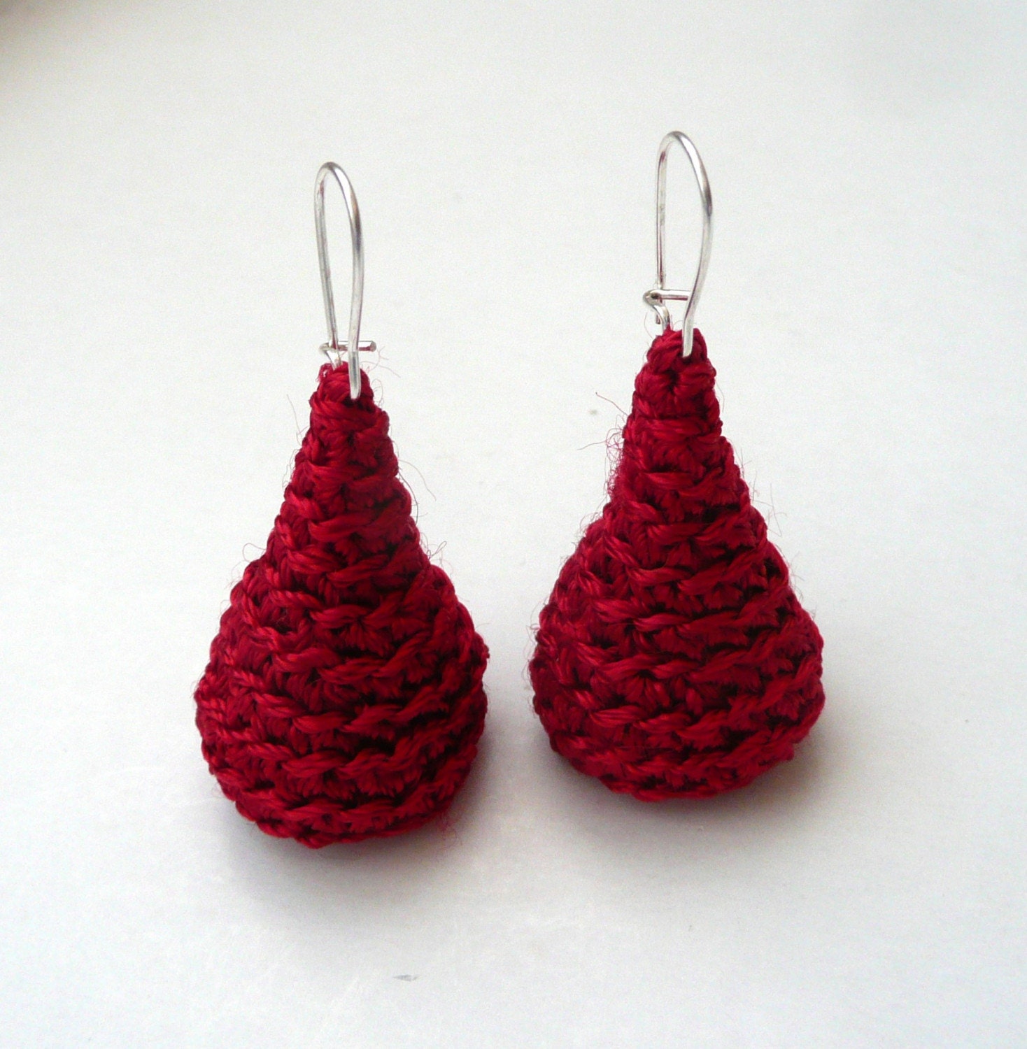 Red earrings - crocheted