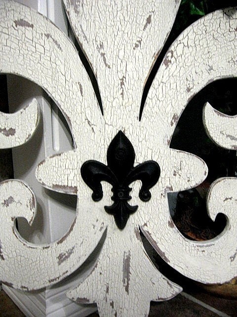 Fleur de Lis WHO DAT Shabby Cottage Signs Wall Decor