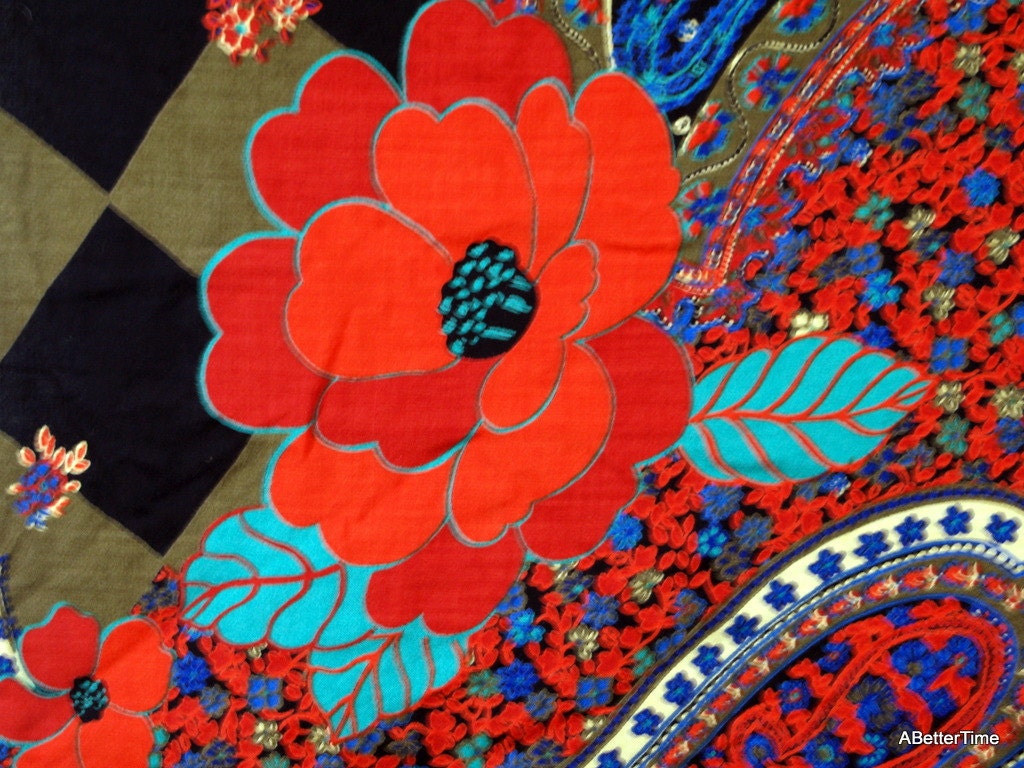 Vintage 1980s black red floral flowers roses scarf fringe paisley boho gypsy ethnic tribal hipster
