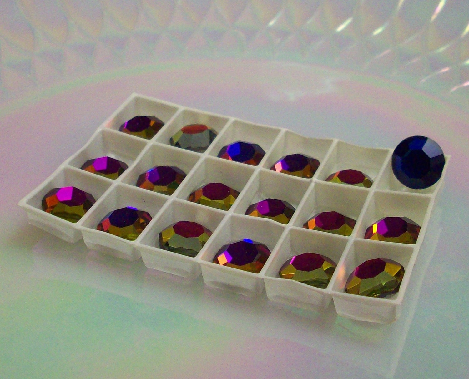 Lot of 18 Vintage Volcano Jewels Vintage Swarovski volcano Flat Backs 11mm flat back 11mm cabochon ss48 flat back