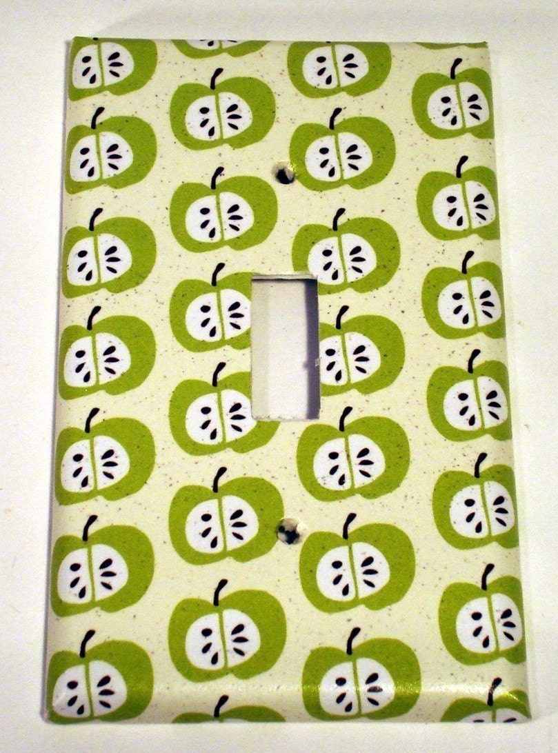 Light Switch Cover Wall Decor Switchplate Single Switch Plate in Grannie Smith (134S)