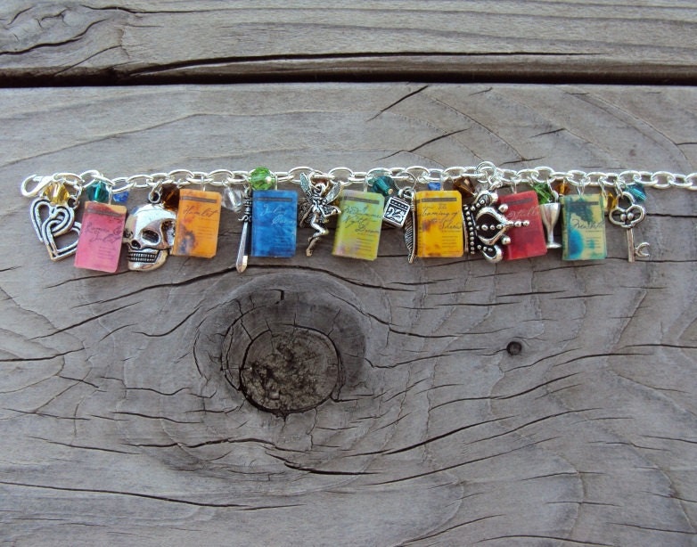 ADULT SIZE Shakespeare Books Fringe Charm Bracelet