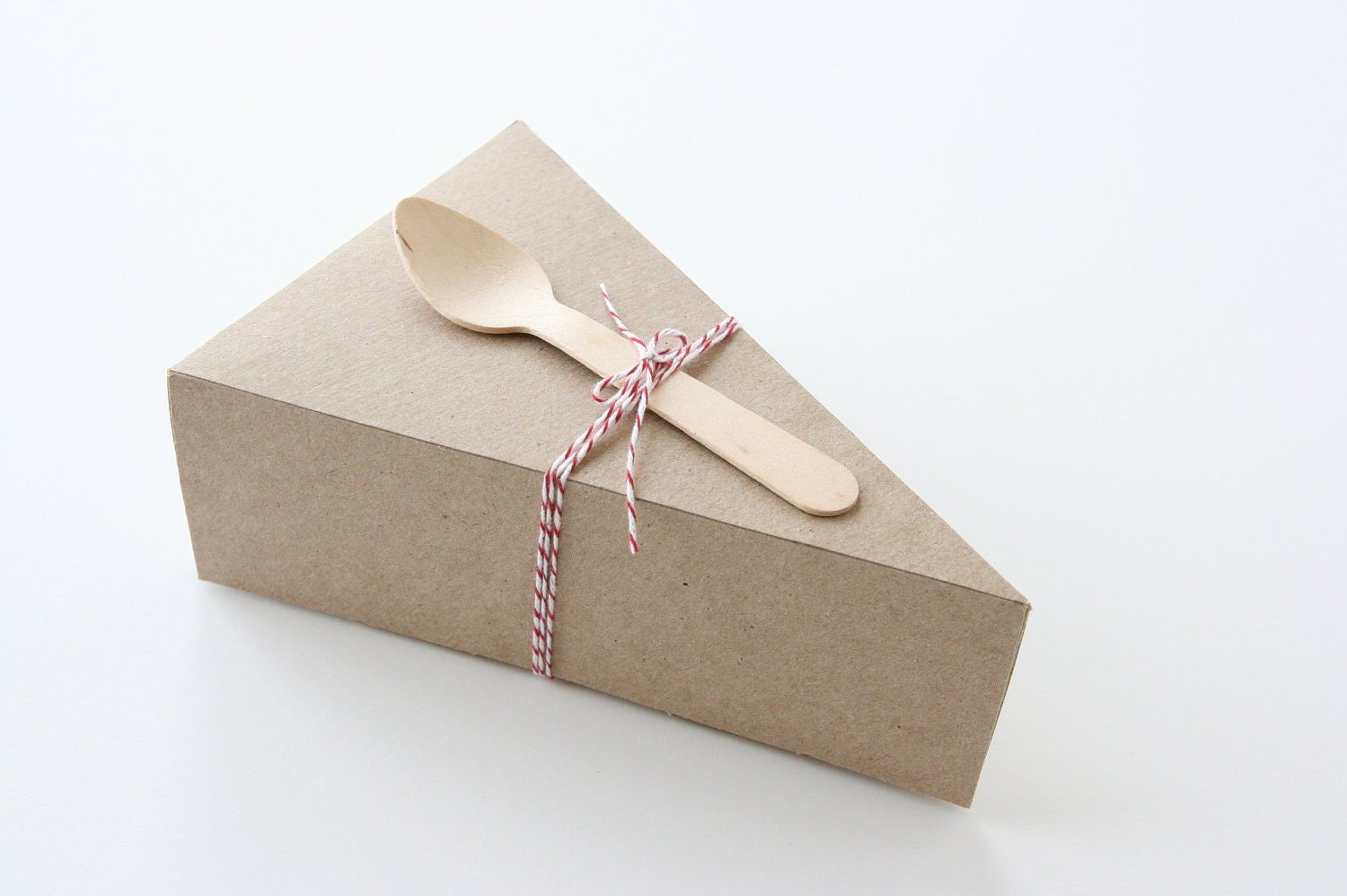 24 DELUXE LIDDED Wedge-Shaped Pie Box Kits with SPOONS
