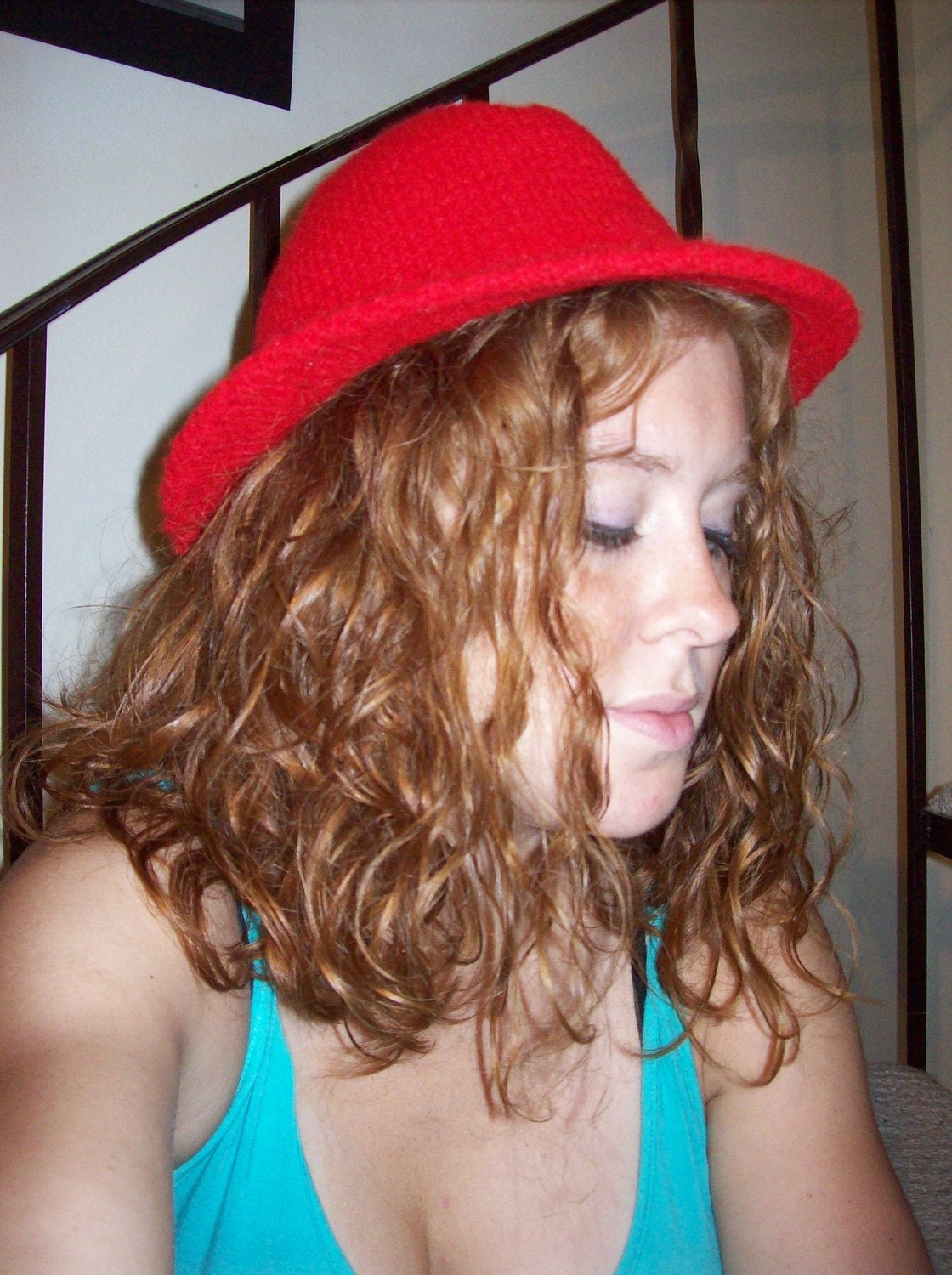 Vintage red knit fedora