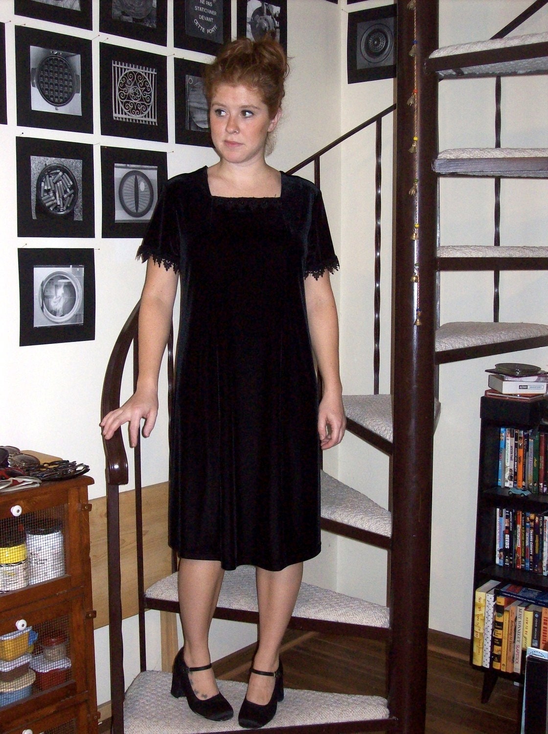 Vintage black velvet and lace dress - medium/large