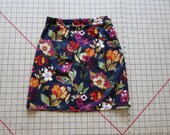 Floral Mini Pencil Skirt X-Small Vintage Inspired Rooftop Garden Blackberry Purple
