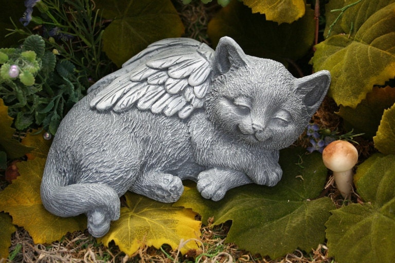 Cat Angel Statue - Sweet Dreams at The Rainbow Bridge
