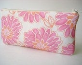 Pencil Case Makeup Bag in Pink Peach Vintage Georgina