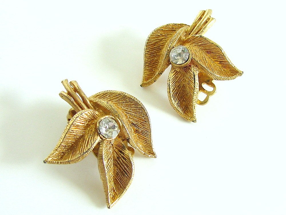 Gold Leaves Clip On Earrings Vintage Jewelry