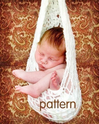 KNIT BUZZ: Free Pattern Friday! Cellphone Pouch!