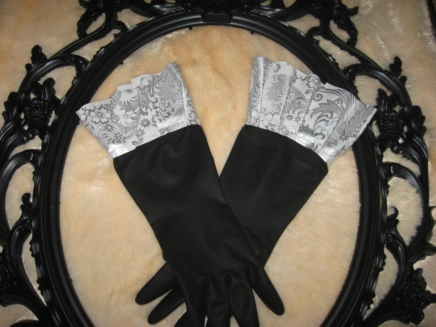 Silver Lace Gloves