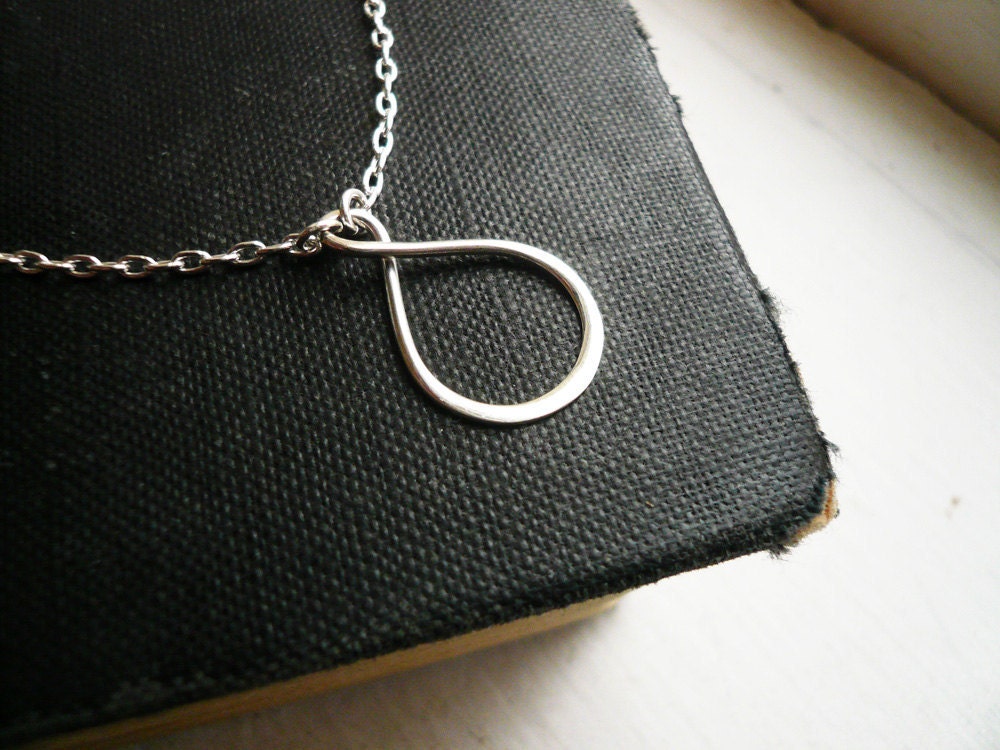 Silver Infinity Necklace in Sterling Silver - Small Infinity Pendant Necklace