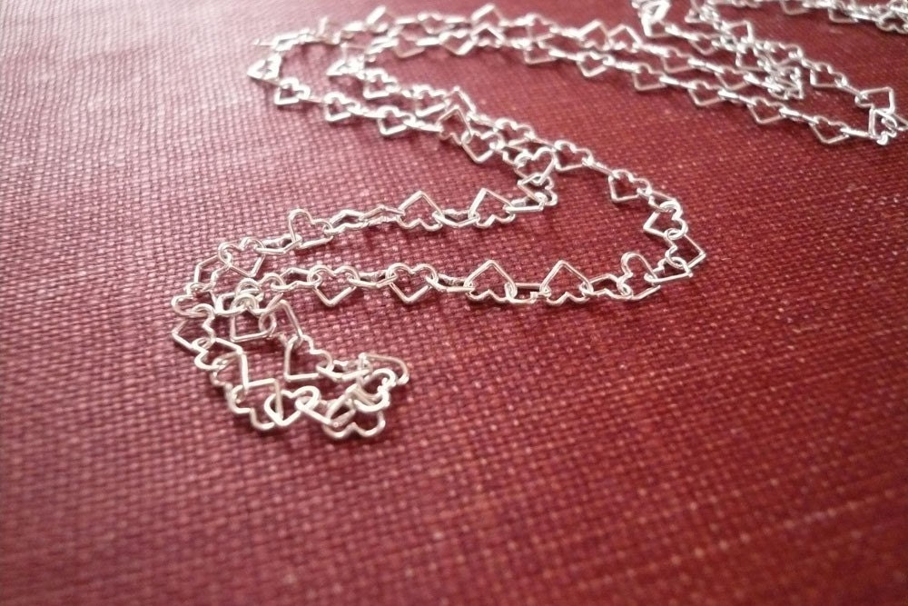Dainty Heart Chain Necklace in Sterling Silver