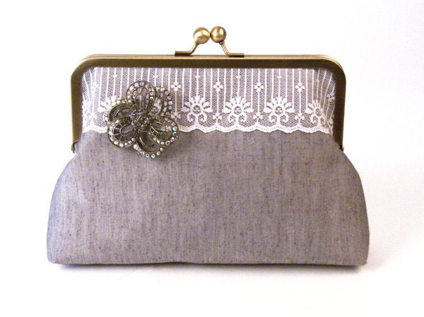 Classic Bridal Clutch Purse with White Lace and Rhinestone Brooch- Bridesmaid Gift Wedding Clutch