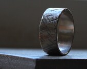 5x1mm Mens Wedding Band in White Gold