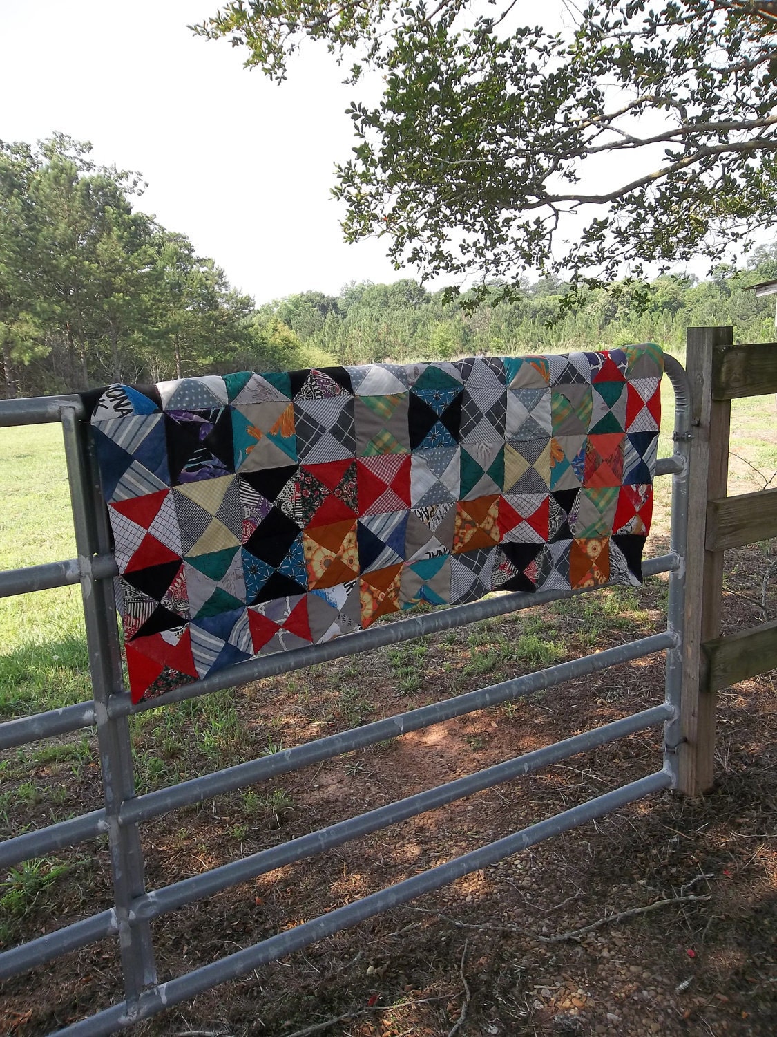 Primitive Farmhouse Quilt Vintage Rustic Cabin Quilt Country Farmhouse Prairie Decor Picnic Cloth Reversible Sewing Supplies